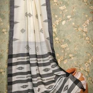 Handwoven Mercerised Cotton Saree –Traditional Patterns (With Blouse Piece)