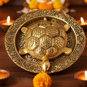 Aluminium Showpiece Tortoise Statue With Plate