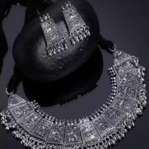 German Silver Unique Silver Oxidised Floral Choker Jewellery Set