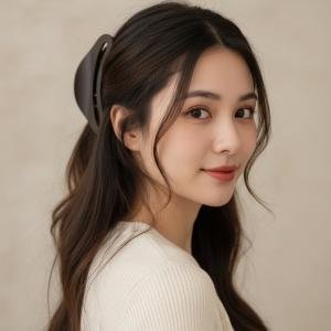 Large Hair Claw Clips for Women and Girls, Strong Hold Jaw Clamps, Matte Nonslip, 4 Pieces, Multicolour