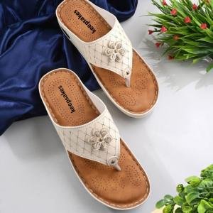 Women’s White Comfort Sandals with Floral Design