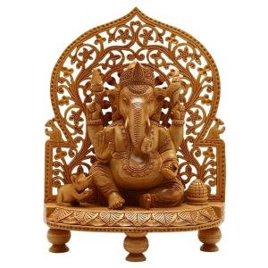 Handcrafted Wooden Lord Ganesha Idol for Home Decor – Intricately Carved Ganpati Statue with Arch Backdrop