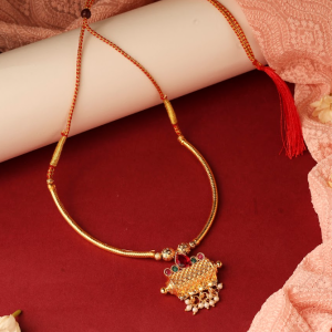 Gold-Toned, Stone-Studded Maharashtrian Thushi Necklace With  Peacock-Motif Pendant And pearl Drops