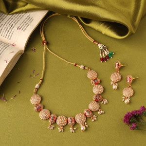 Gold-Plated Kundan And Pearl Necklace And Earring Set