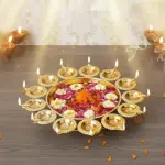 Metal Diya urli