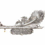Aluminium Showpiece More Pankhi Key Holder Silver Statue