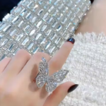 Butterfly DESIGN White CZ Crystal Butterfly DESIGN Ring Cubic Zirconia Bow-Knot Knuckle Ring for Women Girls