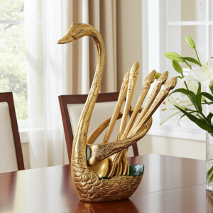 Aluminium Showpiece Wonder Spoon Gold Statue