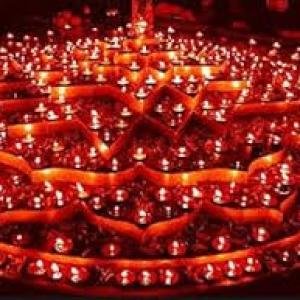 Traditional Clay Oil Lamp , 14 Pieces, Brown Agal Vilakku for Pooja, Temple, Home Decor