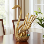 Aluminium Showpiece Wonder Spoon Gold Statue