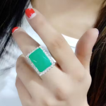 DESIGNER RING