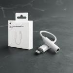 Lightning to 3 5mm Headphone Jack Adapter 3 5mm Headphone Aux Audio Dongle Adapter