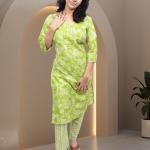 PickCell Floroal Printed Kurti With Bottom